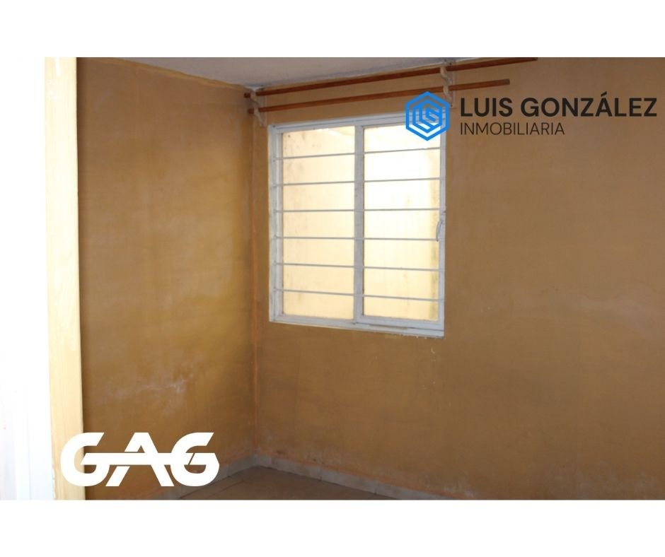 Casa  en  Rinconada de Aragón — fotografía adicional