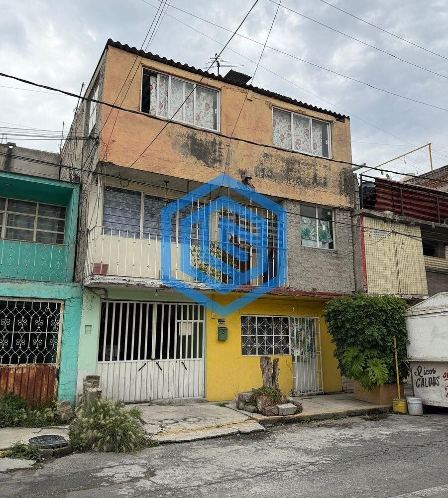 Casa con 6 Recámaras y 122 m² en Venta, Valle de Aragón, Nezahualcóyotl
