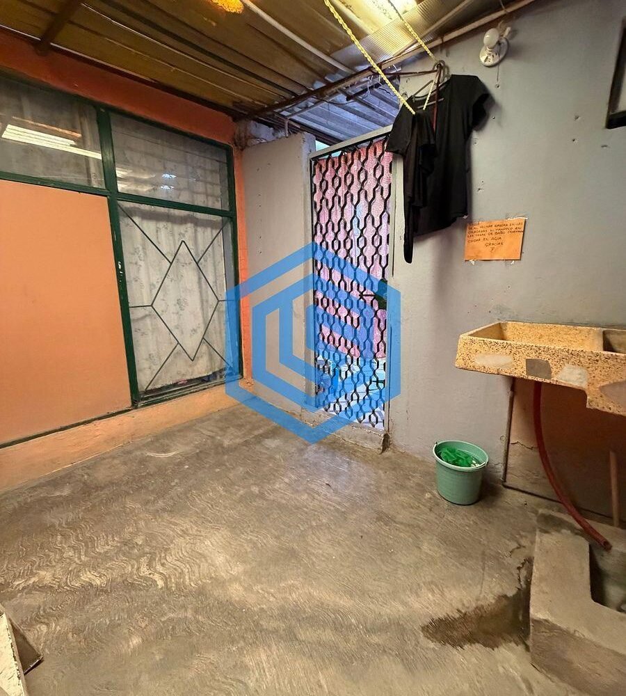 Casa con 6 Recámaras y 122 m² en Venta, Valle de Aragón, Nezahualcóyotl — fotografía adicional